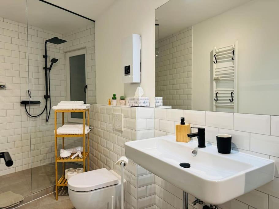 Klassen Stay - Designer Apartment Fuer 6 - Zentral - 2X Kingsize Έσσεν Εξωτερικό φωτογραφία